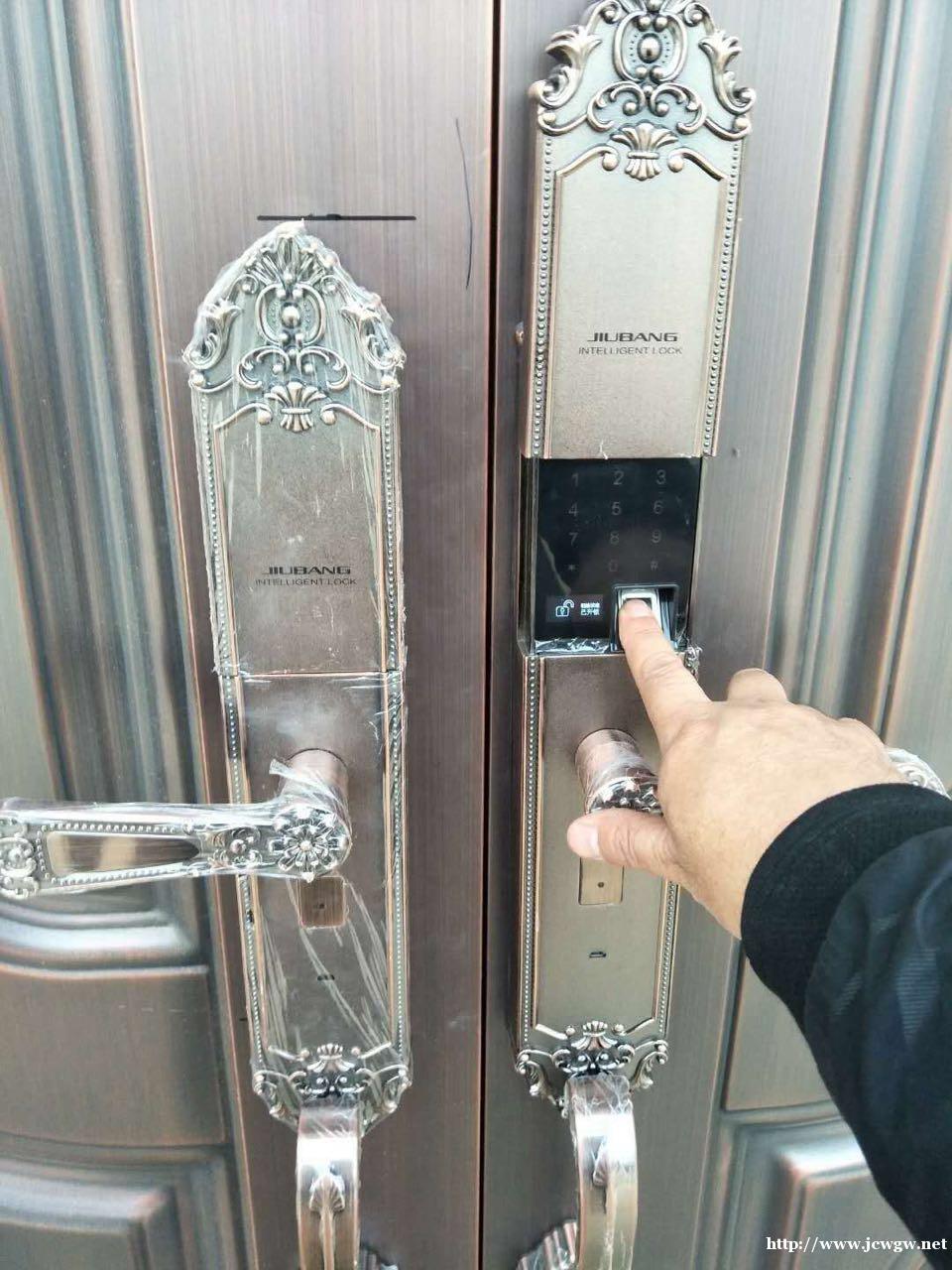 指纹锁安装成功后调试