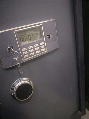 保险柜密码箱开锁多少钱