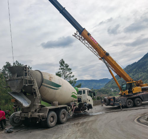 綦江吊车出租 24 小时待命，紧急救援从不掉链子​