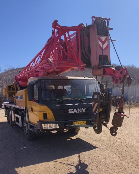 怎样检测吊车的液压系统是否正常？