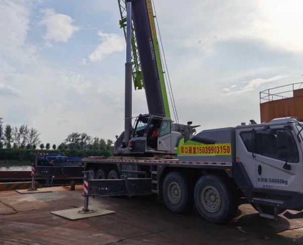 从厂房搬迁到桥梁建设，周口这家吊车出租公司啥活都能接​