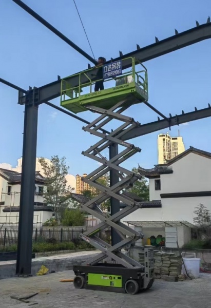 当选择绥阳吊装公司租赁吊车时需要注意的问题有哪些？