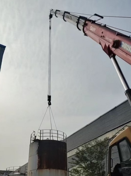 湖北随州吊车租赁价格全解析：按吨位/时长如何收费？