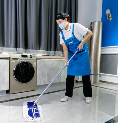 家庭保洁时，南部县的老房子比新房要多花多少心思？​