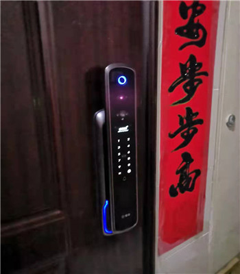 钥匙不容易旋转时添加食用油和超B级锁芯