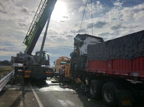 如何在石河子市找到可靠的吊车出租公司？