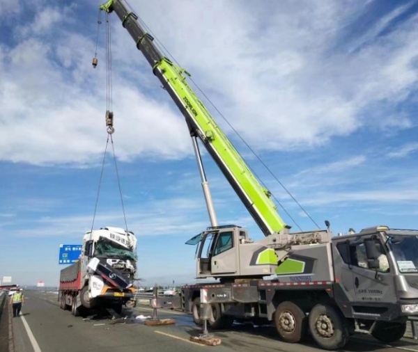 石河子市吊车出租服务质量如何评估？