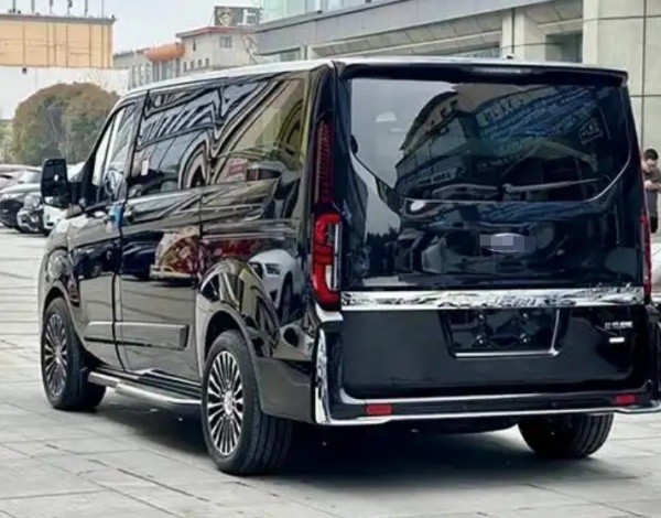 厦门到石狮包车能否根据需求定制行程，灵活吗？