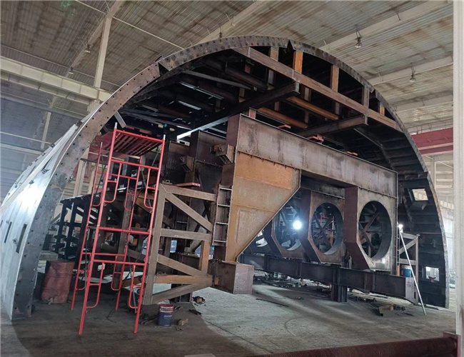 隧道台车现场施工