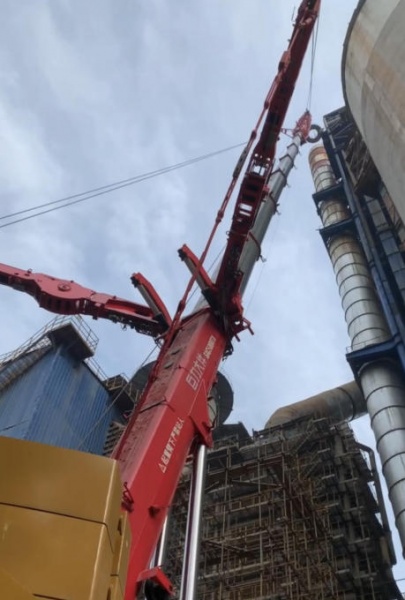 赤壁华新水泥更换100米高烟囱