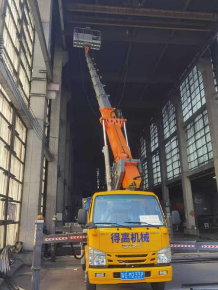 为什么在租用吊车之前，我们需要了解吊车的品牌和类型？