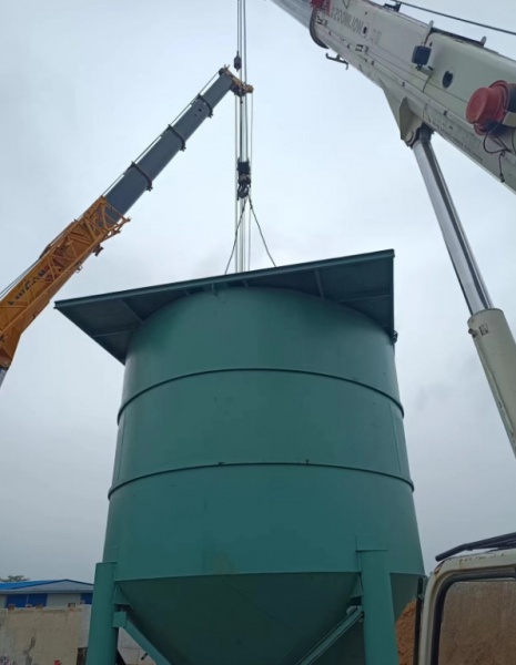 吊车种类繁多，选择合适的吊车种类非常重要。