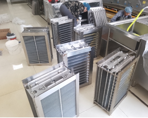 什么时候需要进行水箱清洗，保证水质卫生？