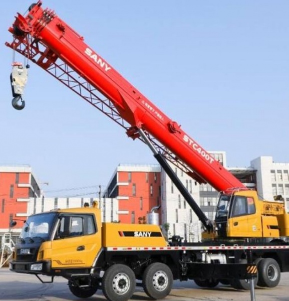 哪些安全规范是吊车操作必须严格遵守的？