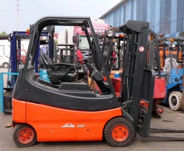 什么因素影响叉车出租的计费方式和价格高低？