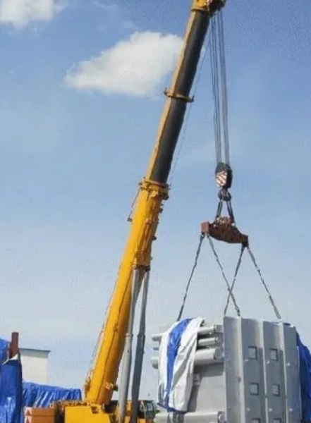 城市改造中吊车吊装旧建筑构件怎样减少噪音污染？