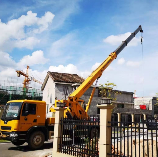 吊车租赁后设备需要维修，费用怎样分担？