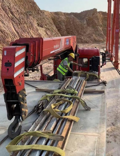 吊车的吊钩更换有标准吗，怎样判断是否需要更换？