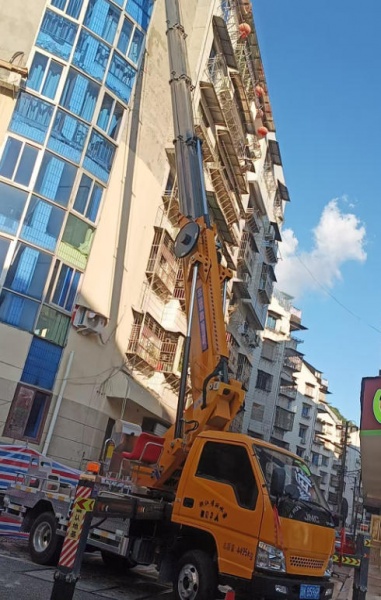 如何提高登高车在复杂工况下的适应性呢？