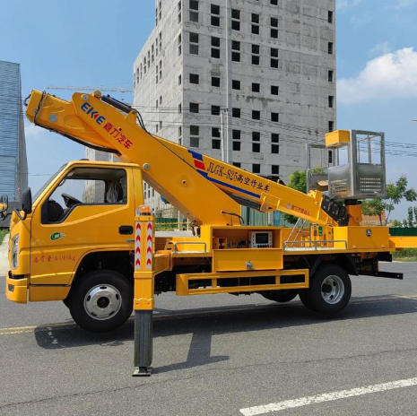 哪些因素会影响登高车的市场价格和租赁价格呢？