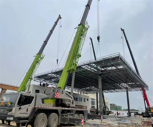 洪洞吊车租赁做到了快速、诚信的服务宗旨