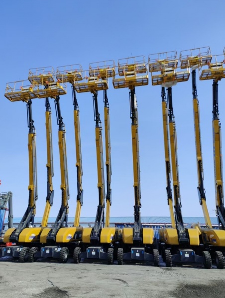 吊车吊装重物时怎样确保稳定性和安全性？