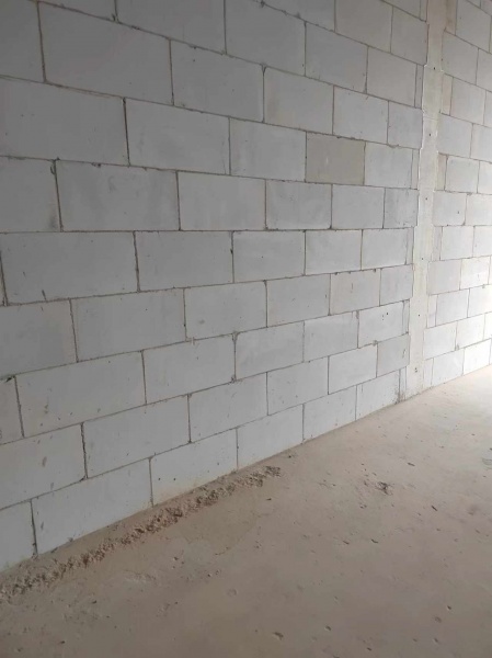 轻质砖隔墙广泛应用于各种建筑领域