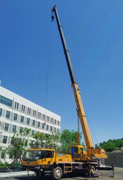 吉首市吊车出租租赁中的安全操作流程是怎样的？