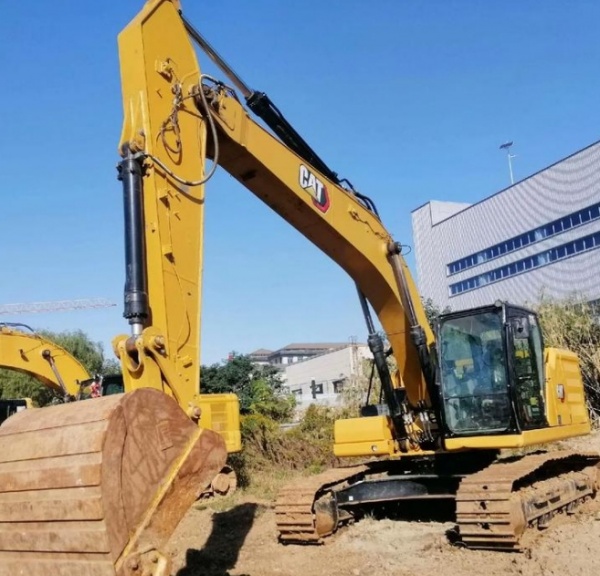 不同季节对挖机的使用和维护有哪些不同要求？