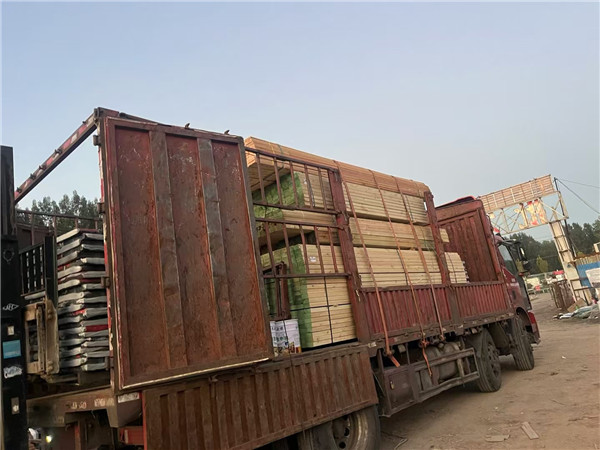 简说影响河南防腐木的价格的因素