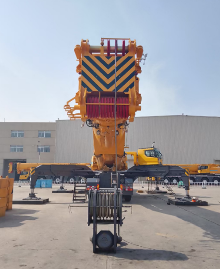 吊车出租合同里这8个字千万别签！否则损失惨重！