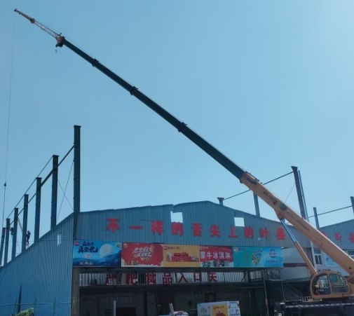 叶县吊车出租公司如何确保紧急工程的高效设备调度?