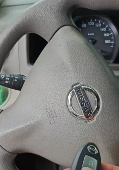 换锁怕影响美观，有和门适配的锁具吗？