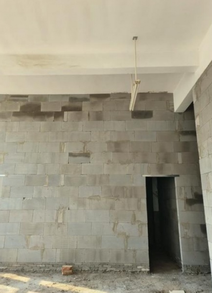 轻质砖隔墙与石膏板隔墙哪个更环保？