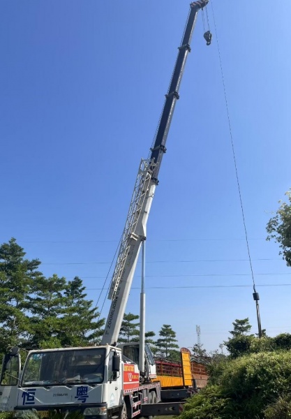 开平市吊车出租按小时和按天租赁的收费标准有什么差异？