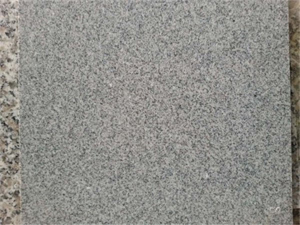 湖北芝麻灰河沙喷砂面在园林景观中有哪些创新应用