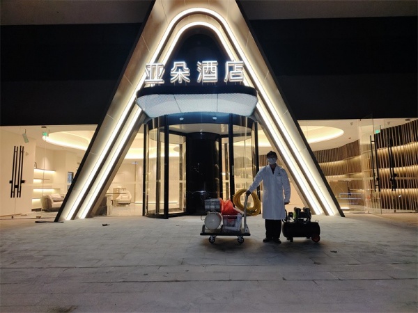 判断甲醛是否超标，可以采用以下几种方法