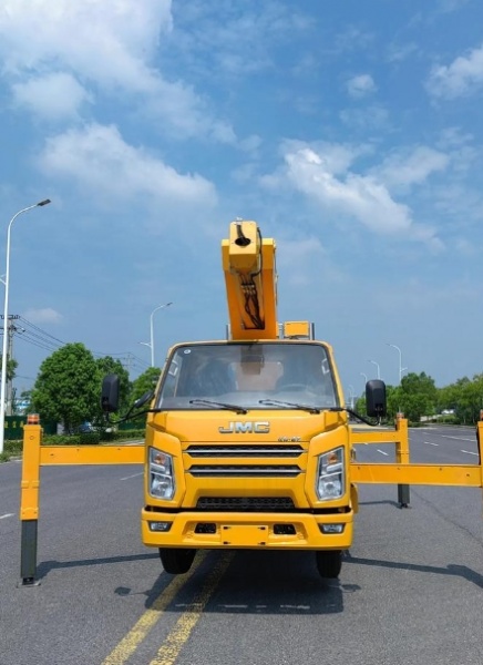 不同品牌登高车租赁，使用体验和维护成本有何差异？