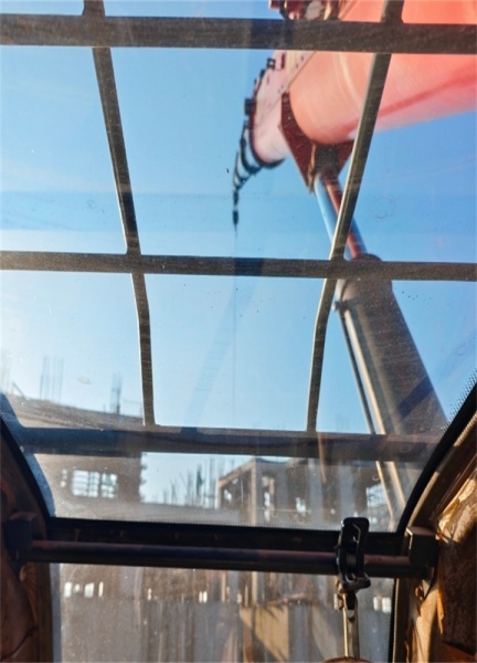 宜宾吊车出租服务，怎样满足多样化的吊装需求？​