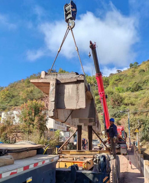 不同吨位的吊车在大理施工有什么区别？​