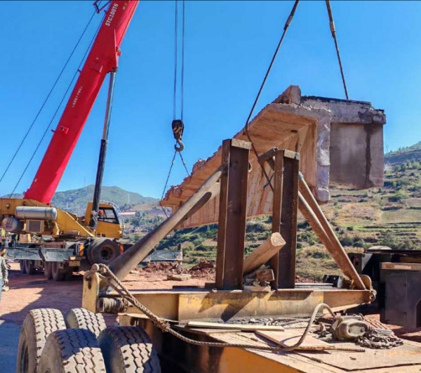 雨季在大理租吊车需要注意哪些问题？​