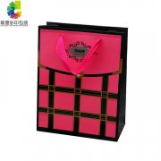 厂家供应时尚礼品袋   手提服饰包装袋