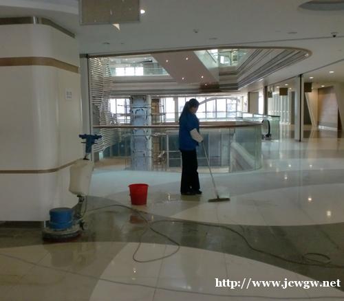 广州番禺南村办公室开荒保洁费用,专业搞卫生公司,装修后垃圾痕 广州番禺南村办公室开荒保洁费用,专业搞卫生公司,装修后垃圾痕