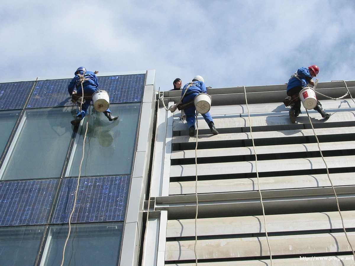 广州萝岗科学城楼房瓷砖黄渍清洗,玻璃幕墙清洁,高空作业 广州萝岗科学城楼房瓷砖黄渍清洗,玻璃幕墙清洁,高空作业