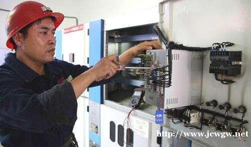 电工作业培训 到东莞创业学院考证合格率高 政府高额补贴100 电工作业培训 到东莞创业学院考证合格率高 政府高额补贴100