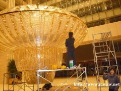 广州天河龙洞水晶灯清洗公司电话,吊灯搭架清洁