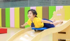 福州哪里有寒假培训班?小学孩子期末成绩差怎么办?