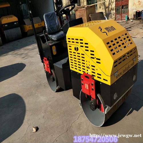 山西晋中2吨全液压振动压路机 3吨压路机参数 山西晋中2吨全液压振动压路机 3吨压路机参数