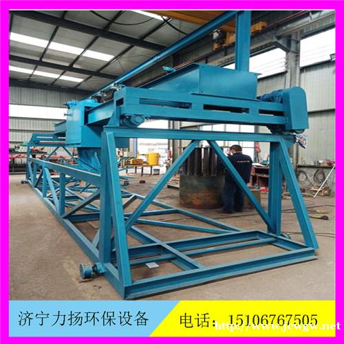 行车式翻抛机处理畜禽养殖废弃物不再是难题 行车式翻抛机处理畜禽养殖废弃物不再是难题