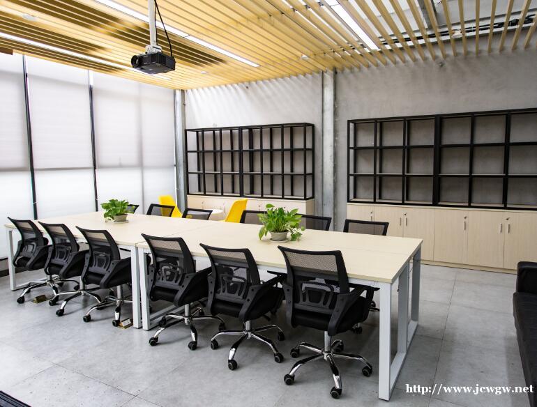 南山前海10至200平办公室带红本出租凭证可续签变更 南山前海10至200平办公室带红本出租凭证可续签变更